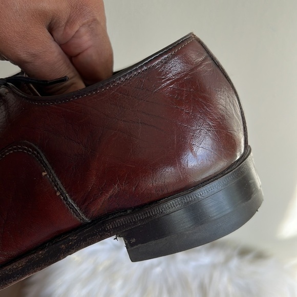 Crown Imperial brown leather shoes 9D main image 4